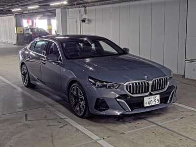 صورة 1 لـ 2025 BMW BMW