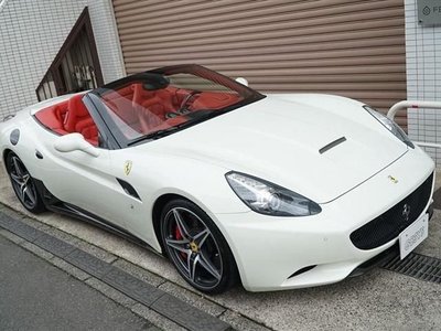 FERRARI CALIFORNIA - 3