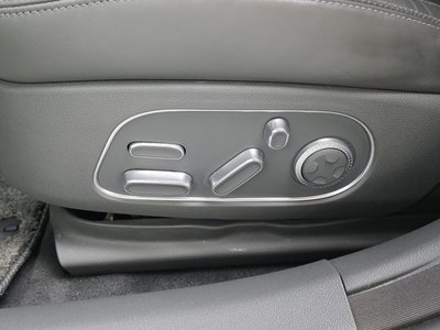 صورة مصغرة 31 لـ 2022 Genesis G90 (RS4)