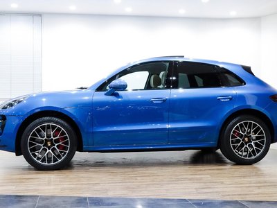 PORSCHE MACAN - 9