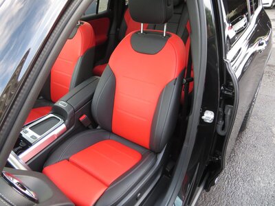 MERCEDES-BENZ GLB - 9