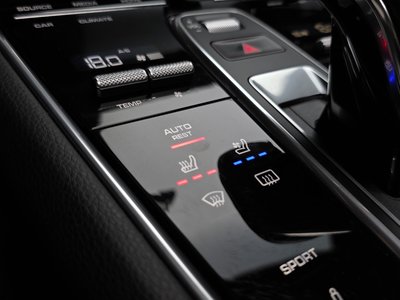 صورة مصغرة 32 لـ 2018 Porsche PANAMERA