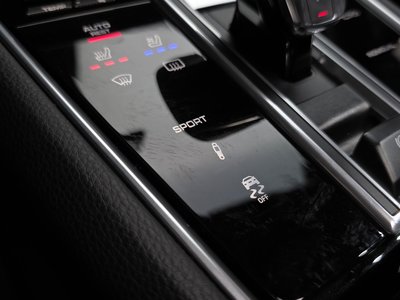 صورة مصغرة 22 لـ 2018 Porsche PANAMERA