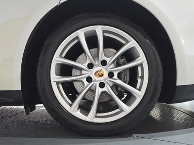 2018 Porsche PANAMERA 照片 8