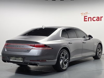 2022 Genesis G90 (RS4) photo 4