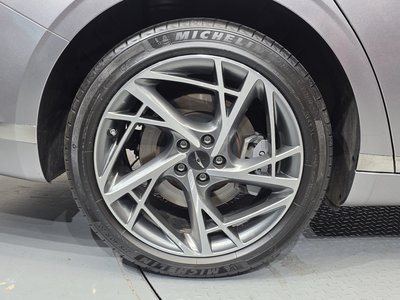 2022 Genesis G90 (RS4) photo 8