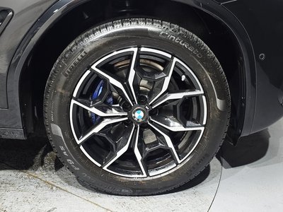 صورة 8 لـ 2024 BMW X4