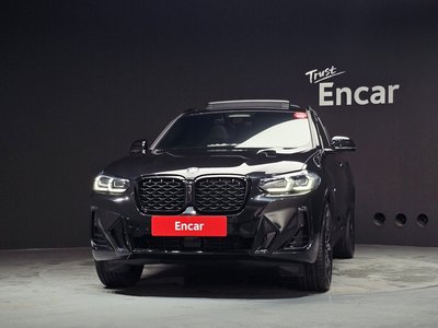 2024 BMW X4 照片 2