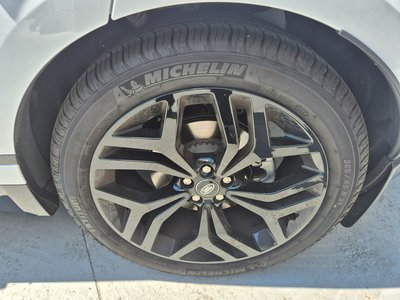 LAND ROVER RANGE ROVER VELAR - 3