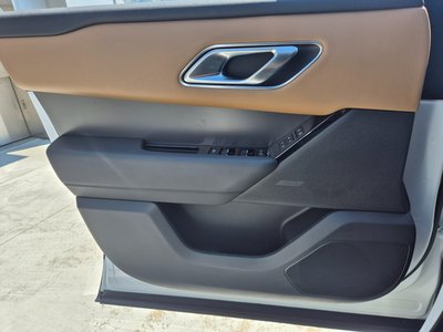 LAND ROVER RANGE ROVER VELAR - 10