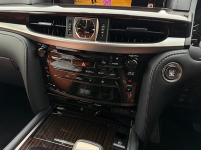 2021 Lexus LX 缩略图 16