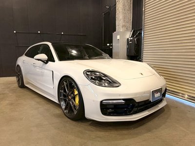 PORSCHE PANAMERA - 2
