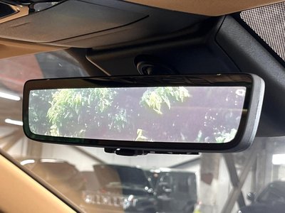 صورة 4 لـ 2025 Lexus NX