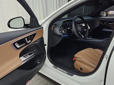 MERCEDES-BENZ E-CLASS - 10