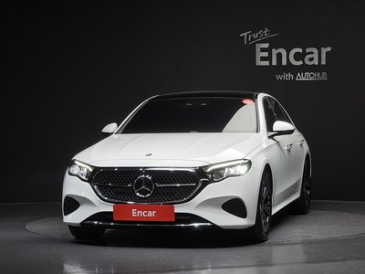 MERCEDES-BENZ E-CLASS - 2
