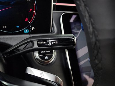 MERCEDES-BENZ E-CLASS - 9