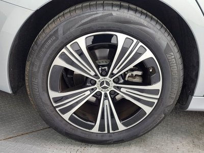 MERCEDES-BENZ E-CLASS - 6