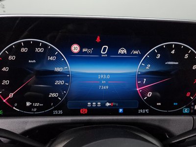 MERCEDES-BENZ E-CLASS - 8