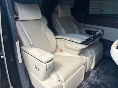 2024 Toyota ALPHARD — миниатюра 15