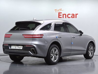 صورة 3 لـ 2021 Genesis GV70