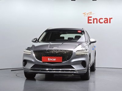 صورة 2 لـ 2021 Genesis GV70