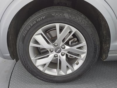 صورة 6 لـ 2021 Genesis GV70