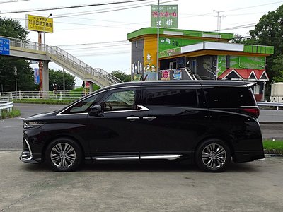 2023 Toyota ALPHARD photo 4
