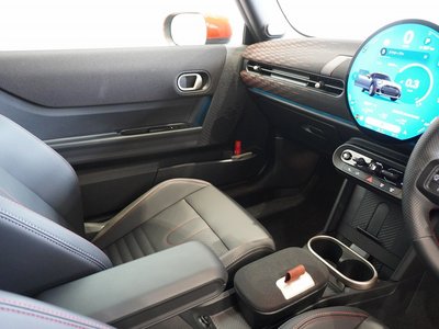 صورة مصغرة 32 لـ 2025 MINI COOPER
