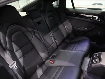 2020 Porsche PANAMERA 缩略图 38