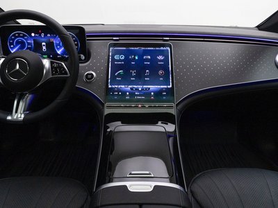 MERCEDES-BENZ EQE - 4