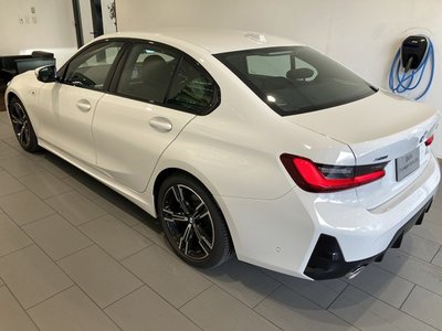 2025 BMW 3 SERIES thumbnail 51