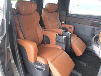 TOYOTA VELLFIRE - 9