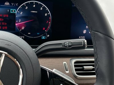 MERCEDES-BENZ GLE - 9
