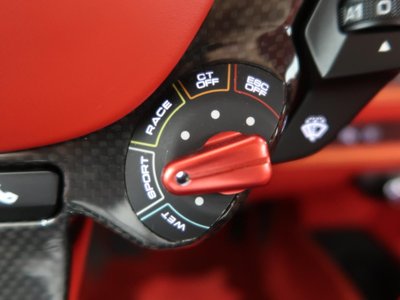 صورة مصغرة 45 لـ 2021 Ferrari F8 TRIBUTO