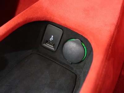 صورة مصغرة 54 لـ 2021 Ferrari F8 TRIBUTO