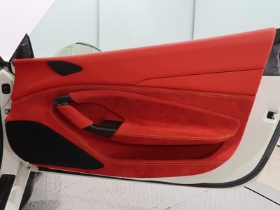 صورة مصغرة 36 لـ 2021 Ferrari F8 TRIBUTO