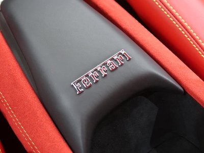 صورة مصغرة 53 لـ 2021 Ferrari F8 TRIBUTO