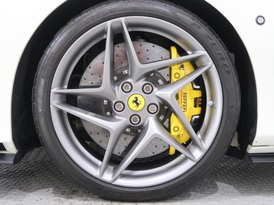 صورة مصغرة 64 لـ 2021 Ferrari F8 TRIBUTO