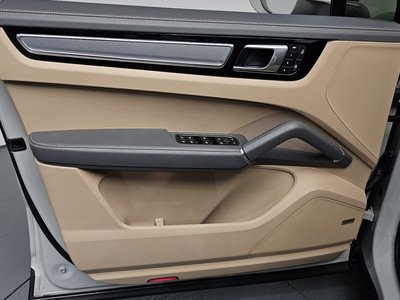 2023 Porsche CAYENNE 缩略图 14