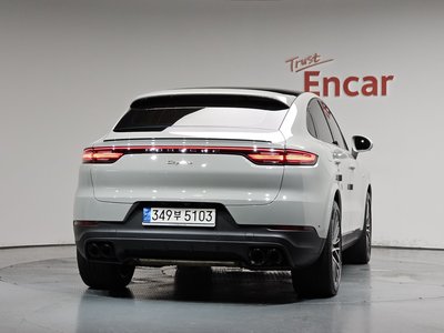 2023 Porsche CAYENNE — фото 4