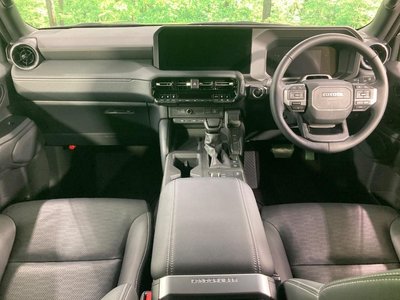 TOYOTA LAND CRUISER - 2
