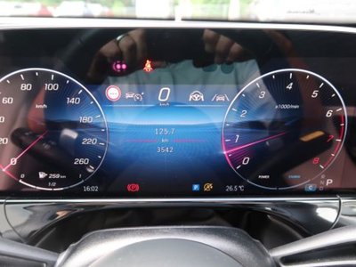 صورة مصغرة 22 لـ 2025 Mercedes-BENZ E-CLASS