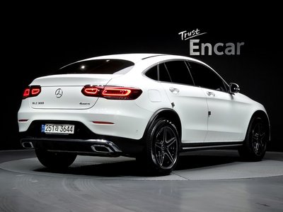MERCEDES-BENZ GLC - 4