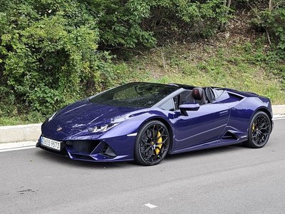 LAMBORGHINI HURACAN