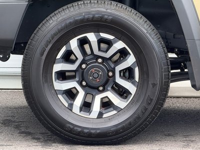 صورة مصغرة 39 لـ 2024 Toyota LAND CRUISER 70