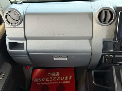 صورة مصغرة 52 لـ 2024 Toyota LAND CRUISER 70