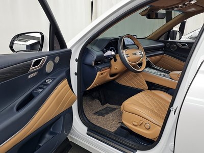 GENESIS GV80 - 10