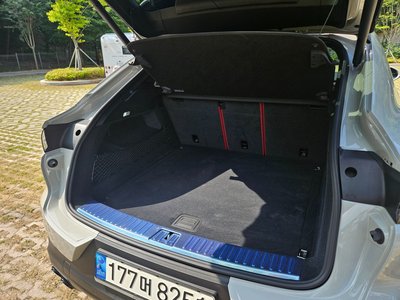 2023 Porsche CAYENNE thumbnail 18