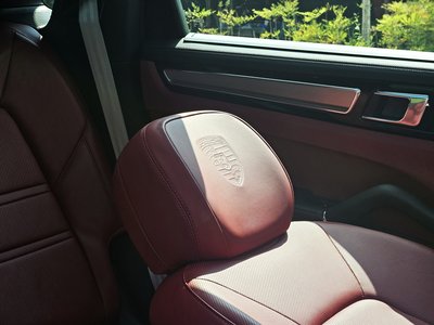 2023 Porsche CAYENNE thumbnail 12