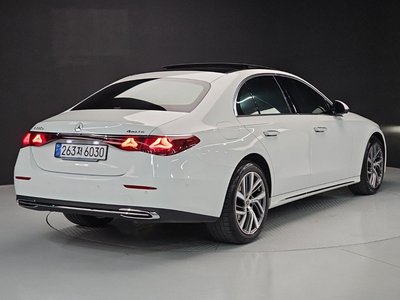 2024 Mercedes-BENZ E-CLASS photo 3